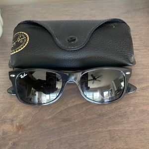 Ray-ban - New Wayfarer RB2132 - Black